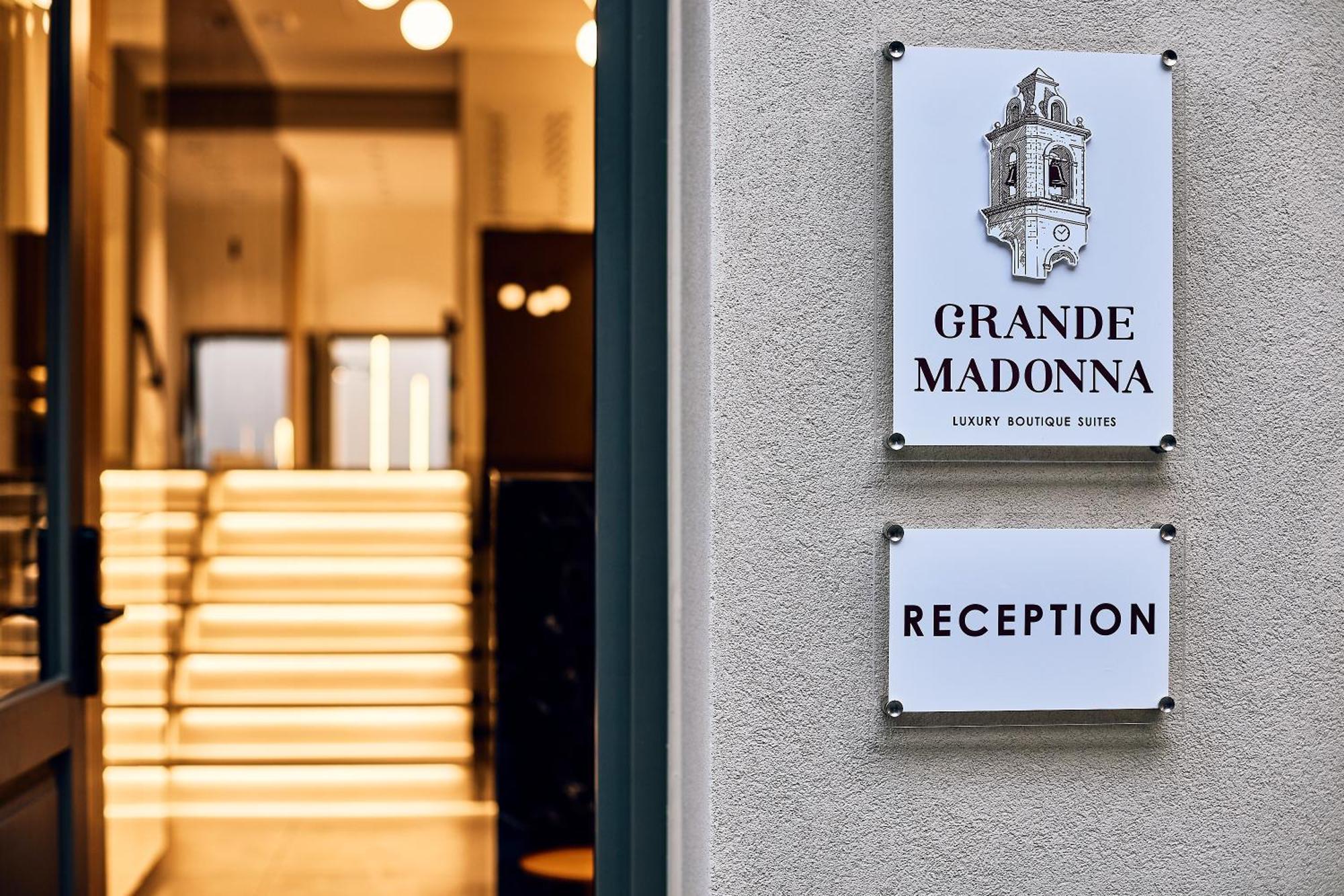 Grande Madonna Luxury Boutique Suites Rétino Exterior foto