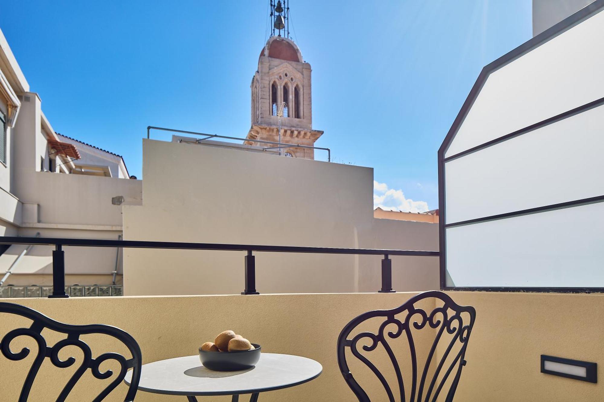 Grande Madonna Luxury Boutique Suites Rétino Habitación foto