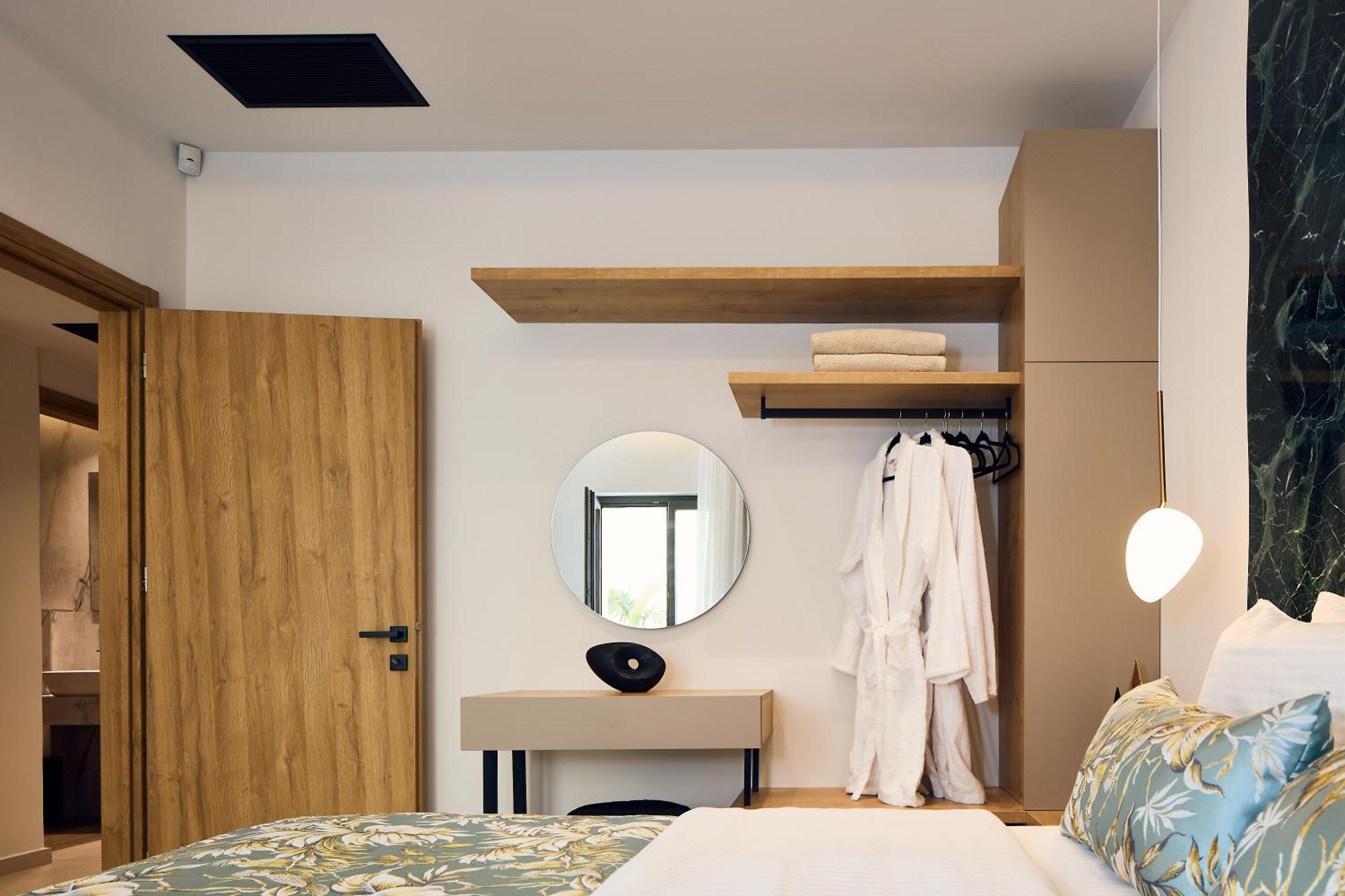 Grande Madonna Luxury Boutique Suites Rétino Habitación foto