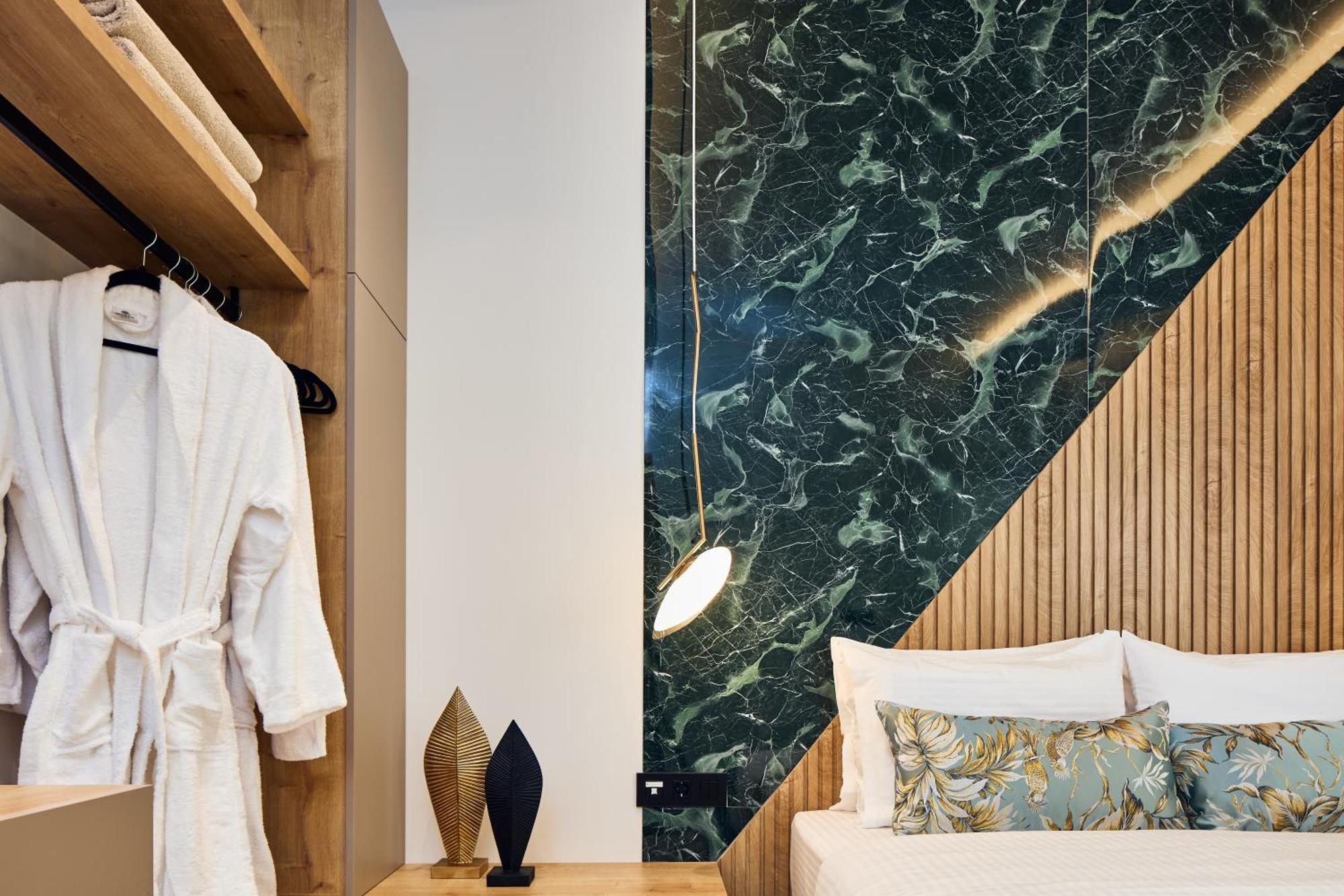 Grande Madonna Luxury Boutique Suites Rétino Habitación foto